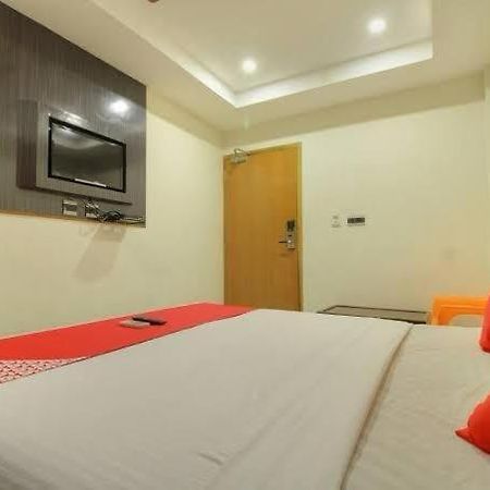 Hotel Srees Tiruchirappalli Экстерьер фото